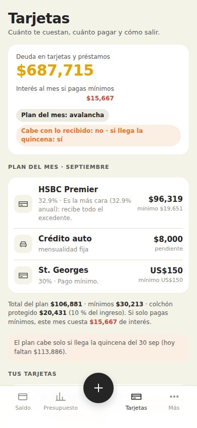 Coach de tarjetas de Toria: deuda total, interés del mes si pagas mínimos y plan avalancha
